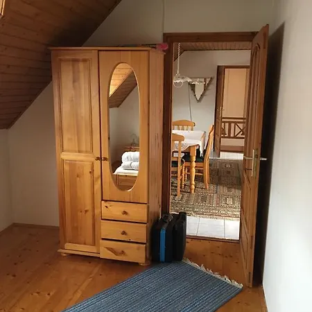 Apartman * Szentantalfa